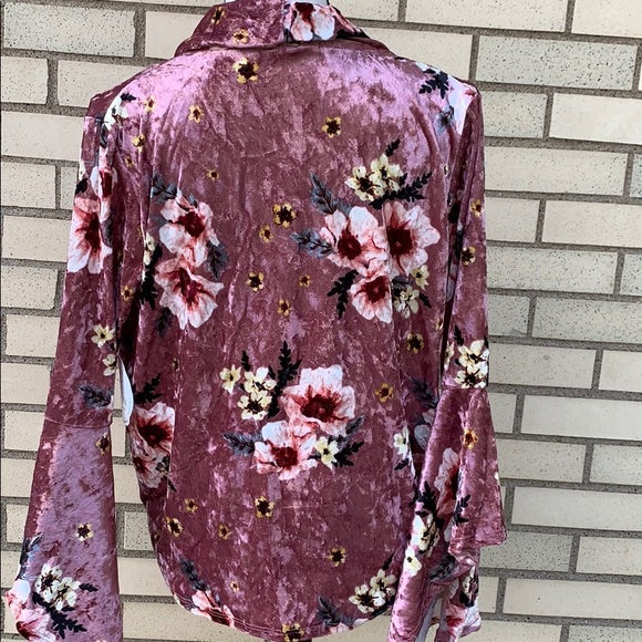 ❌DONATED❌Mauve Pink Floral Tie Waist Crushed Velvet Top - Picture 5 of 9